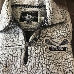 Beautiful gray winter sweater. In excellent condition